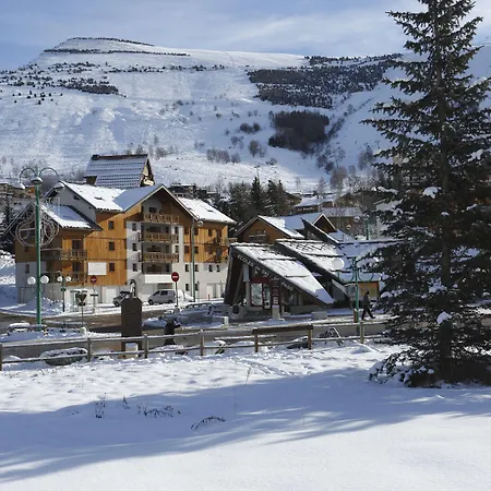 Vacanceole - Au Coeur Des Ours Aparthotel